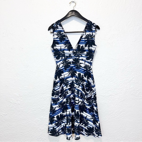 L'AGENCE 2 Dress Black Blue White Floral Palm - Picture 4 of 9